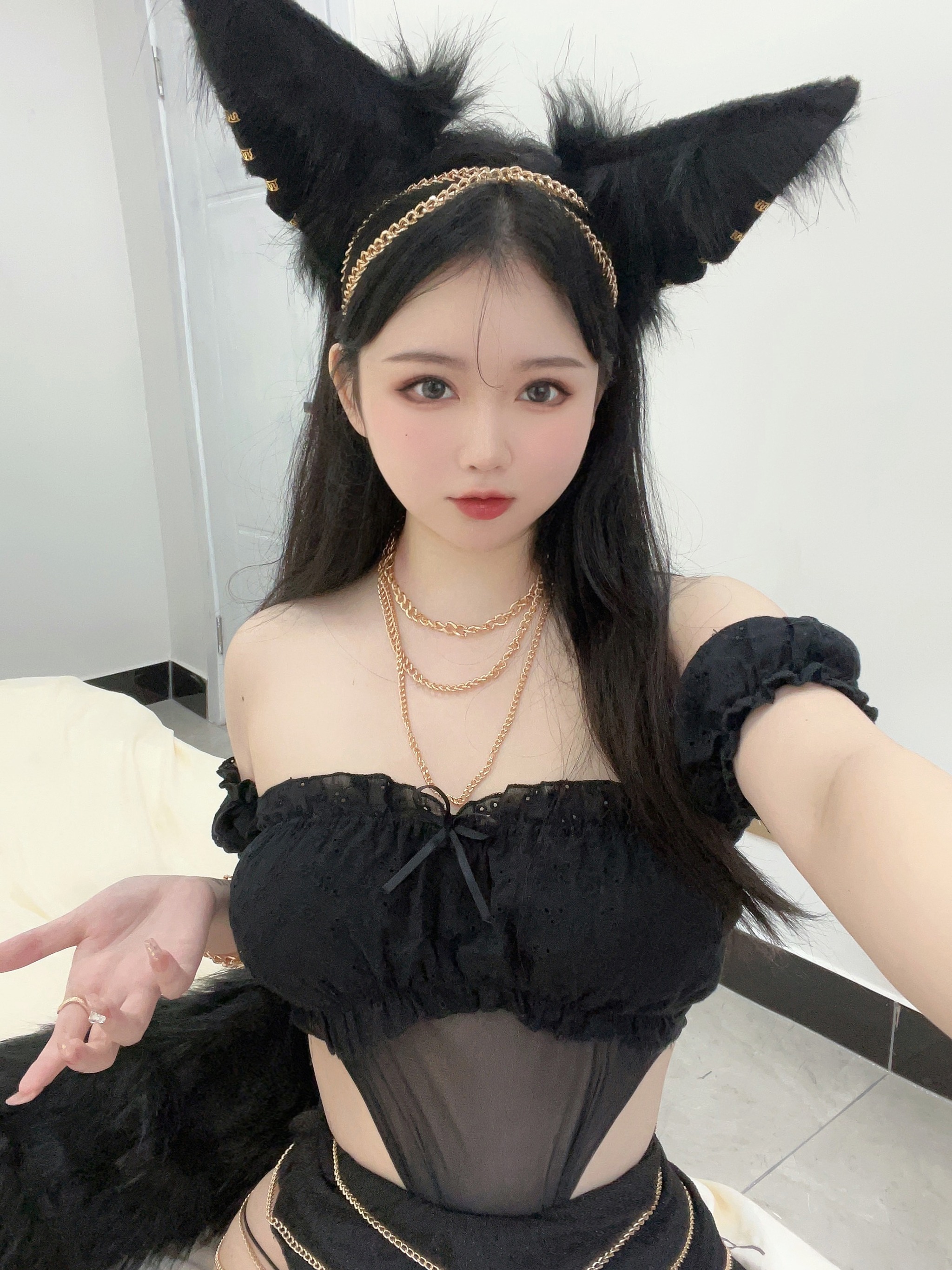 是依酱吖 - NO.079 黑狼[34P2V]-XikXak
